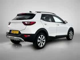 Kia Stonic (2025) thumbnail 2