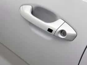 Kia Stonic (2025) thumbnail 35