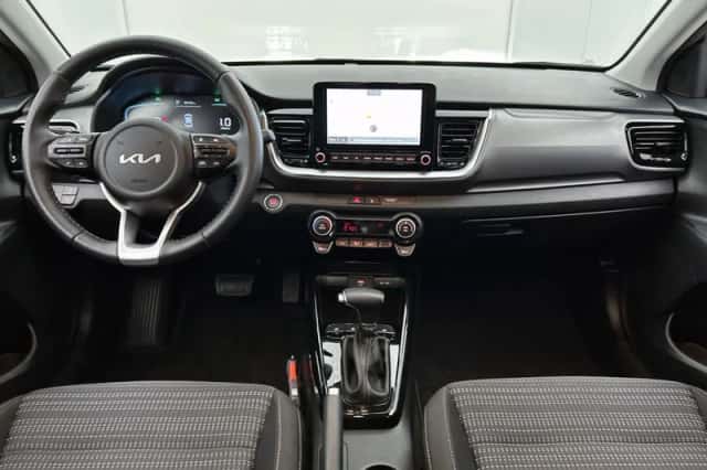 Kia Stonic (2025) thumbnail 5