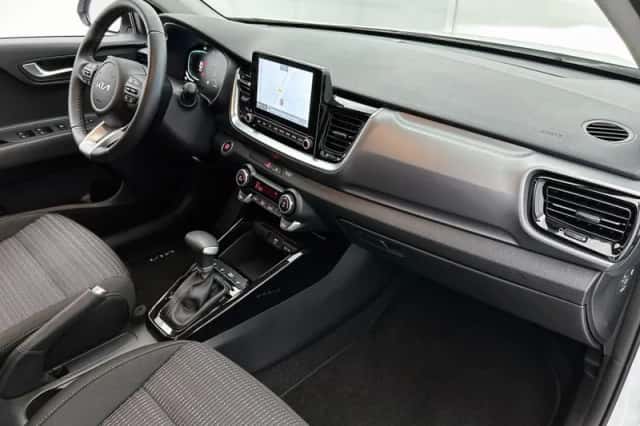 Kia Stonic (2025) thumbnail 6