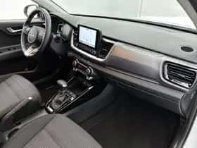 Kia Stonic (2025) thumbnail 6