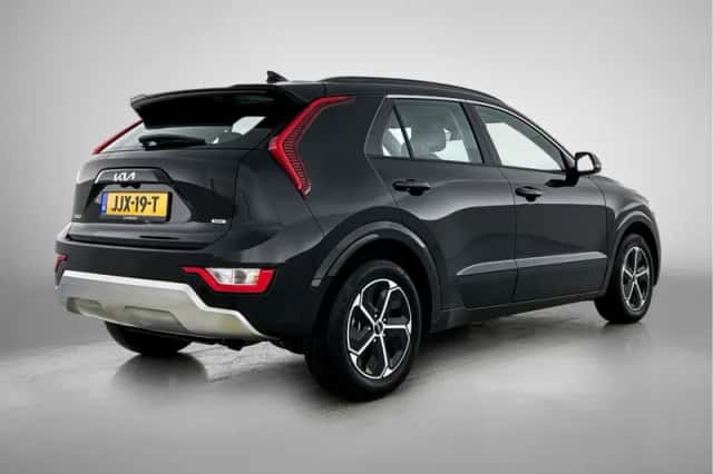 Kia Niro (2025) thumbnail 2