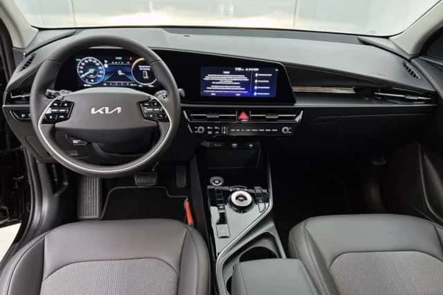 Kia Niro (2025) thumbnail 4