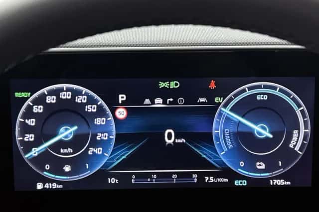 Kia Niro (2025) thumbnail 5