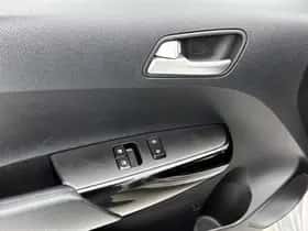 Kia Picanto (2024) thumbnail 18