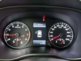 Kia Picanto (2024) thumbnail 5