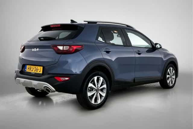 Kia Stonic (2025) thumbnail 2