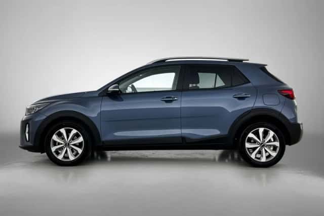 Kia Stonic (2025) thumbnail 3