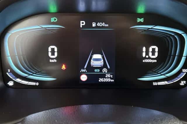 Kia Stonic (2025) thumbnail 5