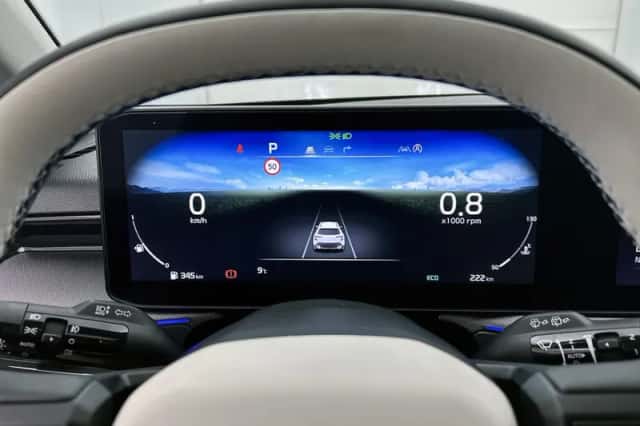 Kia Stonic (2025) thumbnail 6