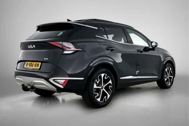 Kia Sportage (2022) thumbnail 2