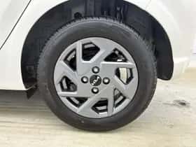 Kia Picanto (2024) thumbnail 22