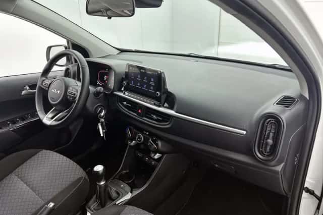 Kia Picanto (2024) thumbnail 6