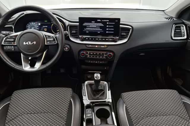 Kia Ceed Sportswagon (2025) thumbnail 5