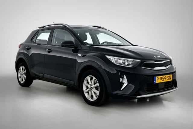 Kia Stonic (2022) thumbnail 5