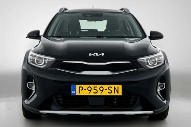Kia Stonic (2022) thumbnail 6