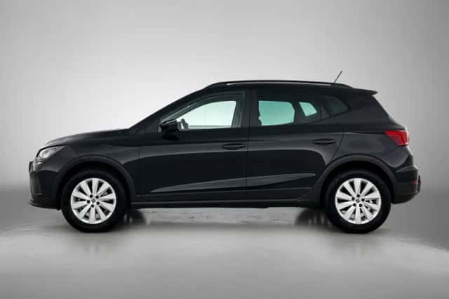 SEAT Arona (2023) thumbnail 3