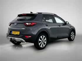 Kia Stonic (2021) thumbnail 2