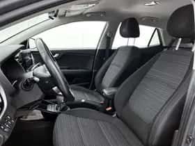 Kia Stonic (2021) thumbnail 14