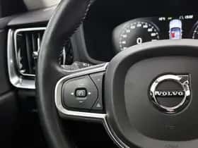 Volvo V60 (2018) thumbnail 15