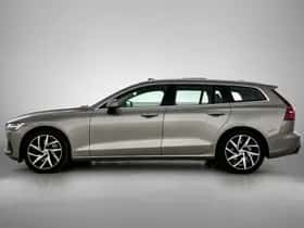 Volvo V60 (2018) thumbnail 3