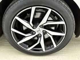 Volvo V60 (2018) thumbnail 23