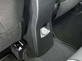 Kia Picanto (2025) thumbnail 24