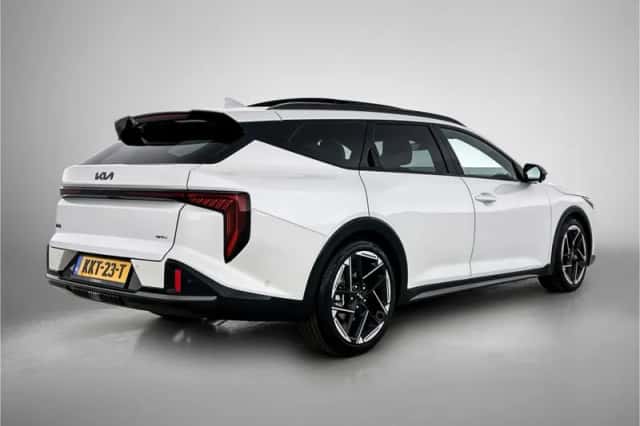 Kia K4 (2026) thumbnail 2