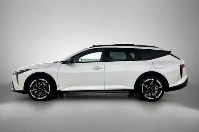 Kia K4 (2026) thumbnail 3