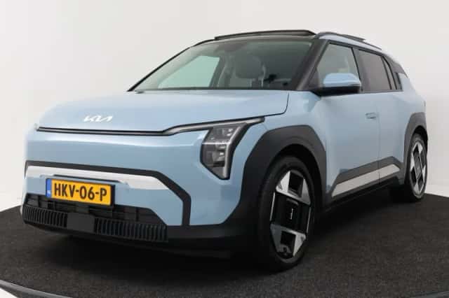 Kia EV3 (2025) thumbnail 1