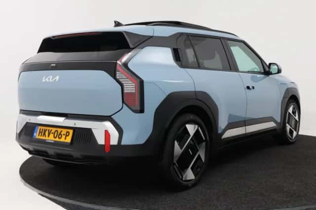 Kia EV3 (2025) thumbnail 2