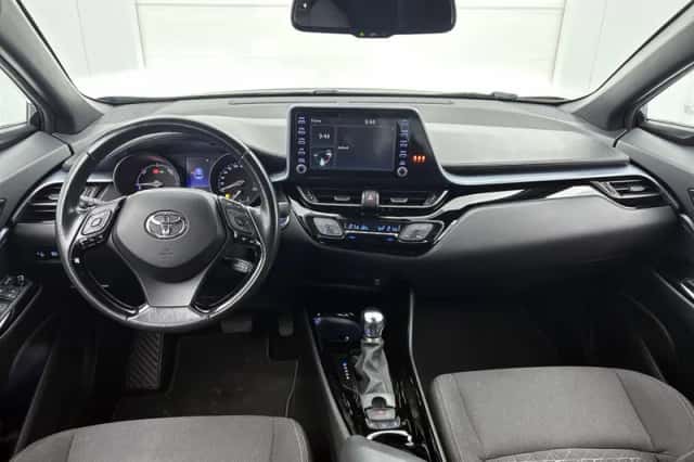 Toyota C-HR (2020) thumbnail 5