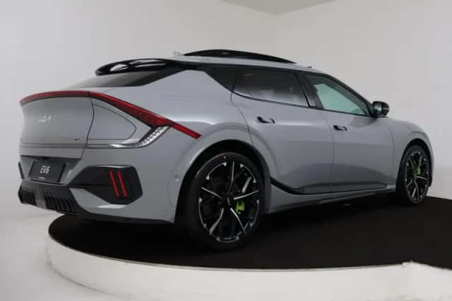 Kia EV6 (2026) thumbnail 2