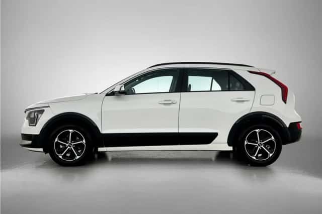 Kia Niro (2025) thumbnail 3