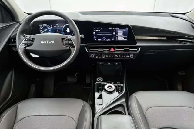 Kia Niro (2025) thumbnail 5