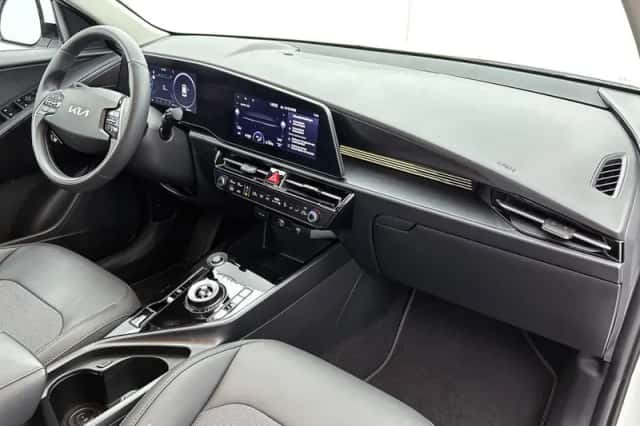 Kia Niro (2025) thumbnail 6