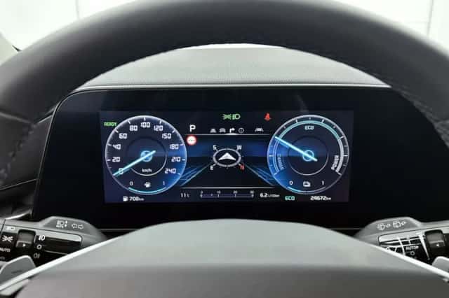 Kia Niro (2024) thumbnail 5