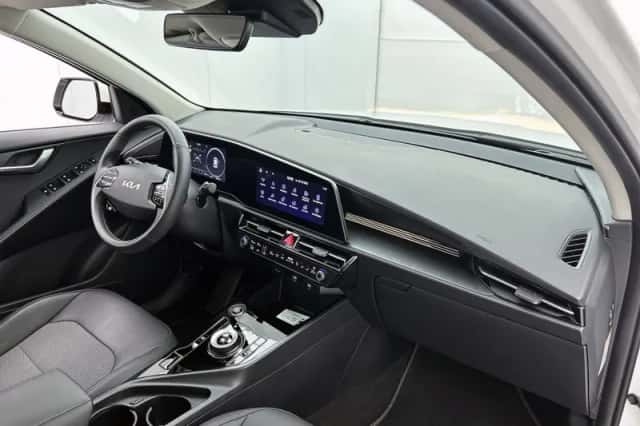 Kia Niro (2024) thumbnail 6