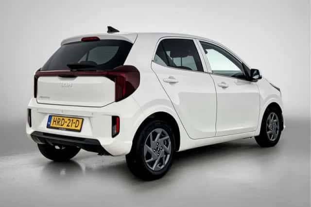 Kia Picanto (2025) thumbnail 2