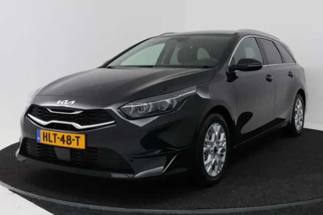 Kia Ceed_Sportswagon (2025) thumbnail 1