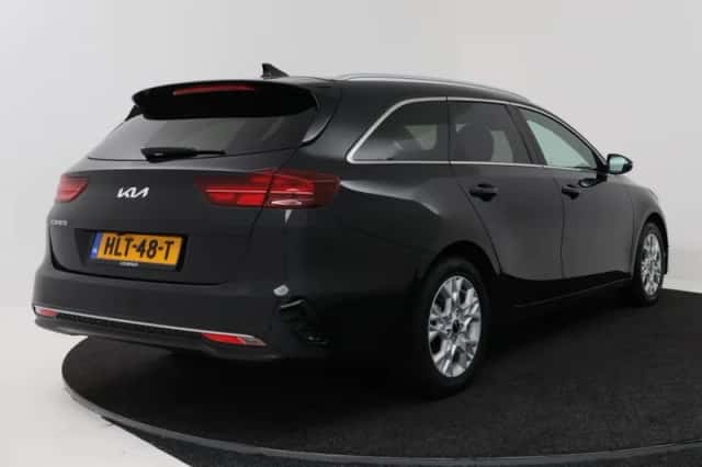 Kia Ceed_Sportswagon (2025) thumbnail 2