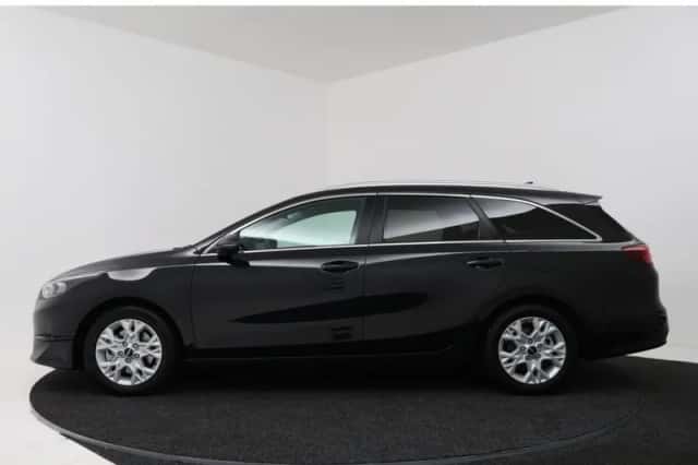 Kia Ceed_Sportswagon (2025) thumbnail 3