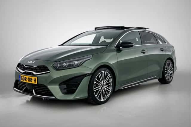 Kia Proceed (2024) thumbnail 1