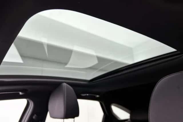 Kia Proceed (2024) thumbnail 4
