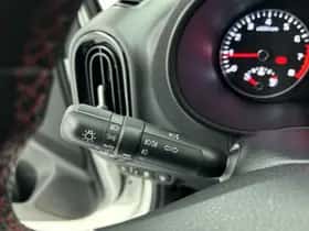Kia Picanto (2024) thumbnail 23