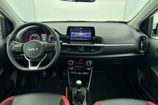 Kia Picanto (2024) thumbnail 5