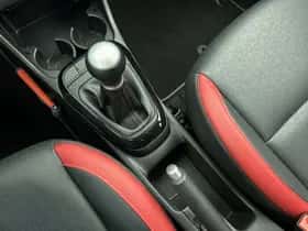 Kia Picanto (2024) thumbnail 10