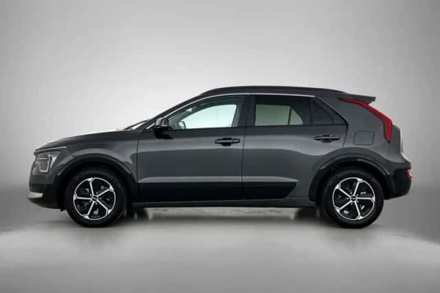 Kia Niro (2025) thumbnail 3