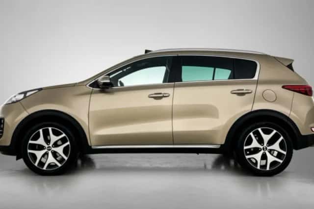 Kia Sportage (2016) thumbnail 3