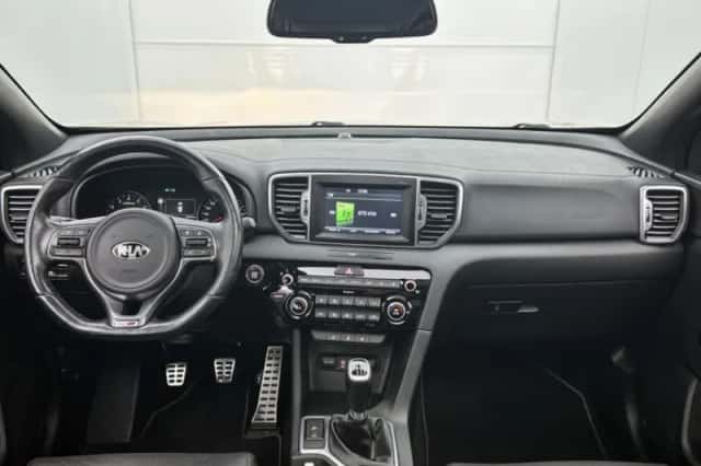 Kia Sportage (2016) thumbnail 5